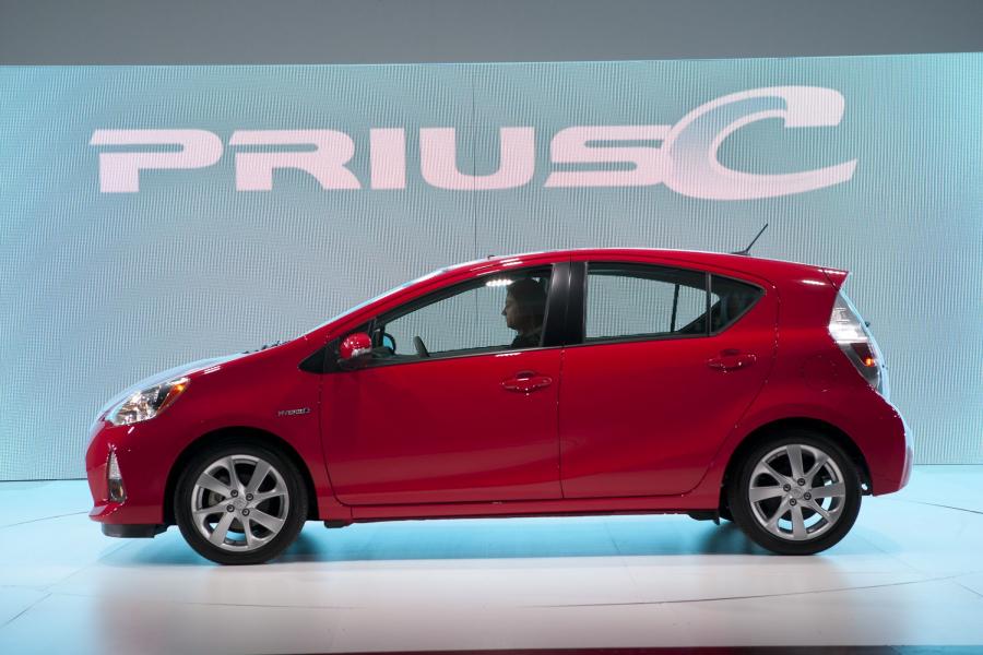  Toyota Prius C 2011 года  (фото 14 из 37)